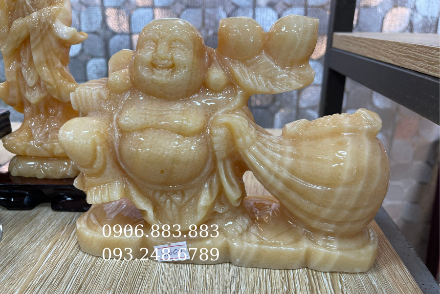 buc-tuong-phat-hoang-long-keo-tui-tien-co-nho