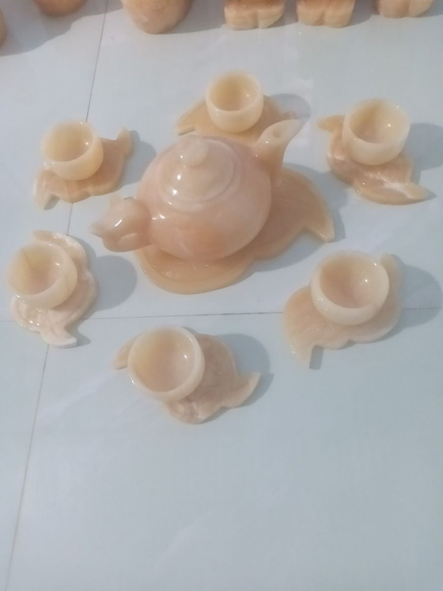 ấm chén ngọc hoàng long