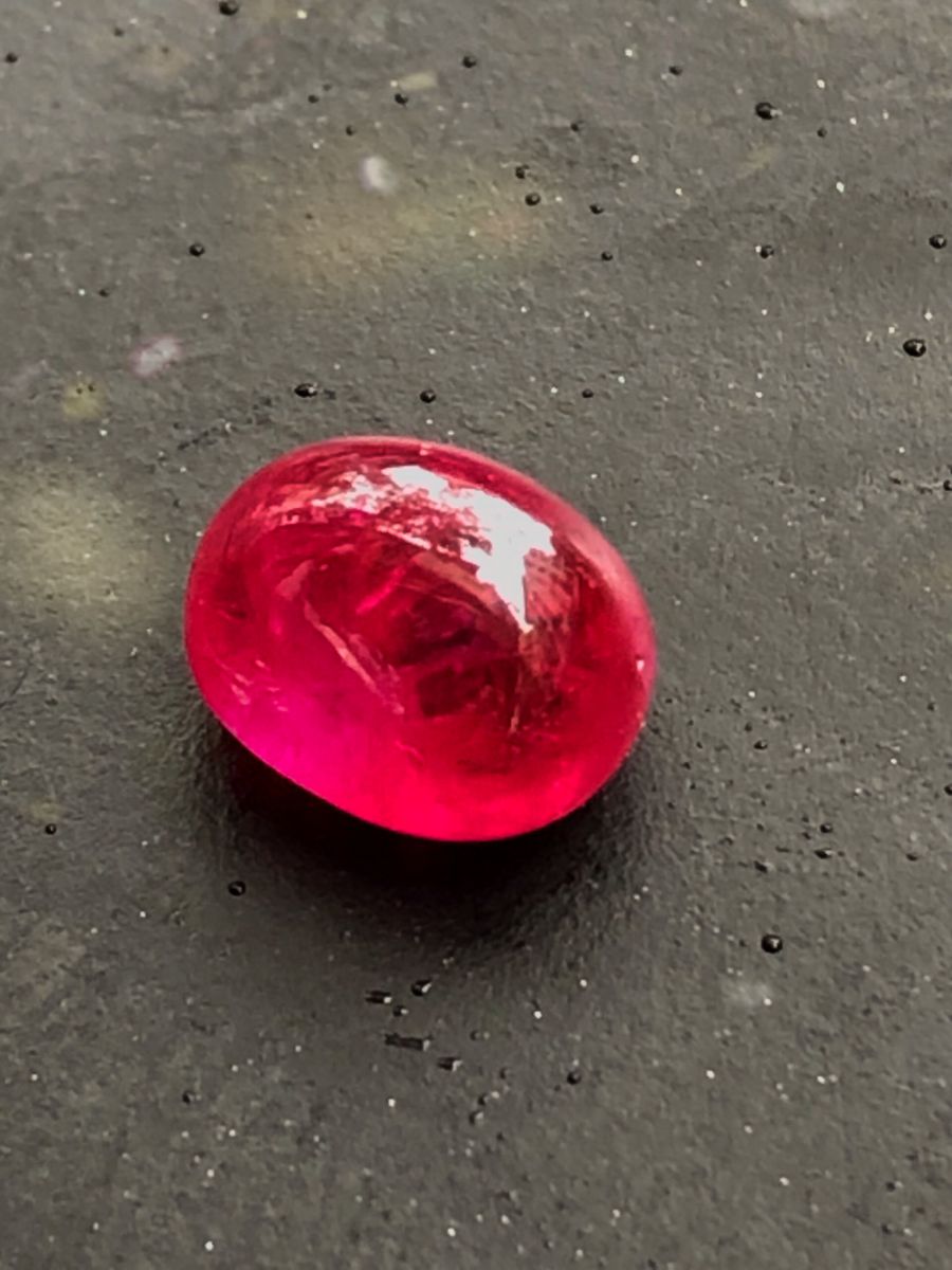 đá ruby mặt nhẫn