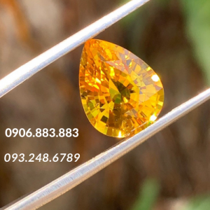 Mặt dây truyền đá sarphia vàng 5,2 ct