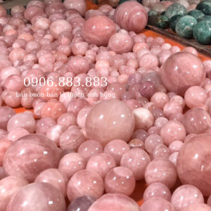 quả cầu thạch anh hồng