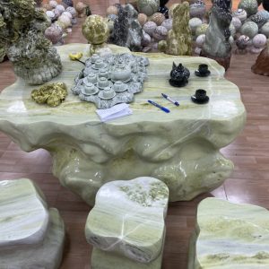 Bộ Bàn Ghế Đá nguyên khối màu xanh cốm serpentine