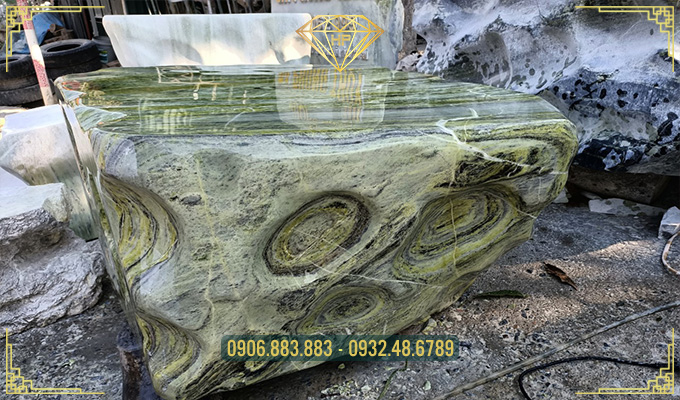 Bàn ghế đá tự nhiên sân vườn