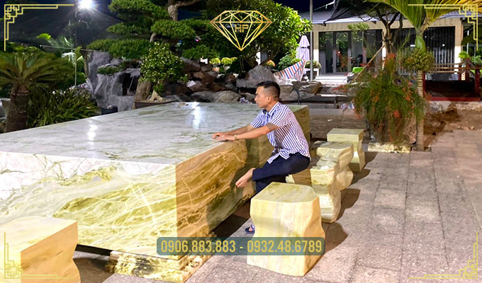 Sập đá tự nhiên